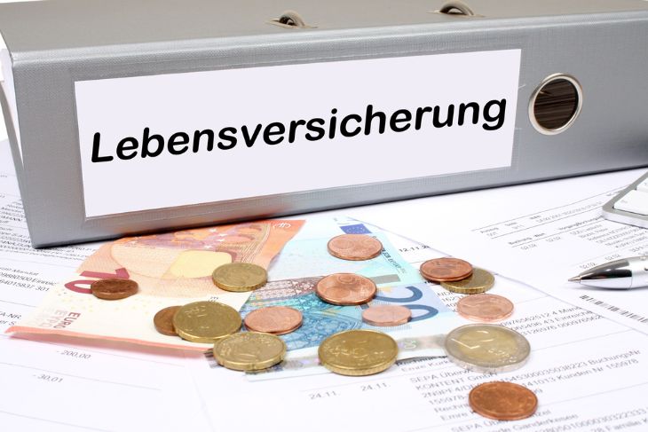 Todesfall: Welche Versicherungen enden, welche weiterlaufen